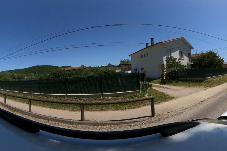 La rue de Nouvelle Hair à Taurignan-Vieux