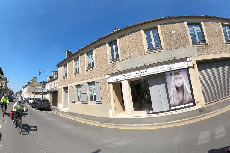 La rue de Hair Flash à Bayeux