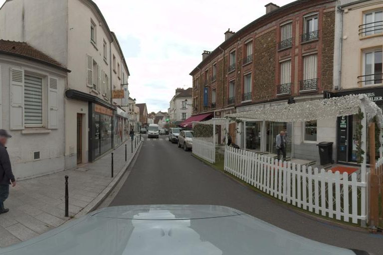 La rue de Espace Hair Vague à Bry-Sur-Marne
