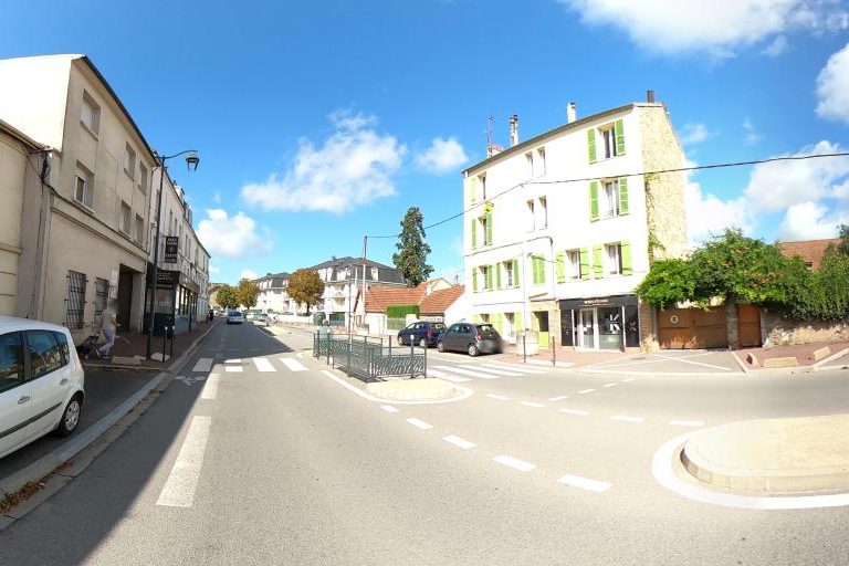 La rue de Koraly&rsquo;S Hair Salon à Saint-Cyr-L'ecole