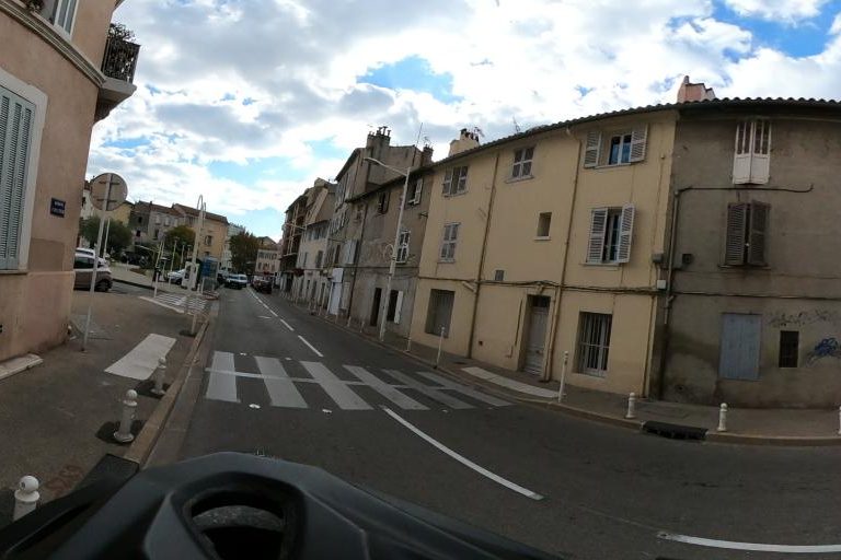 La rue de British Hair Cut à Toulon