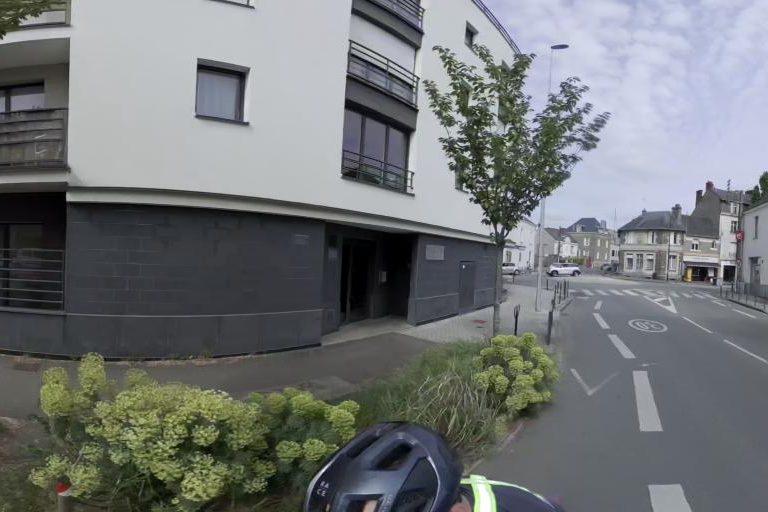La rue de Un Hair Naturel à Nantes