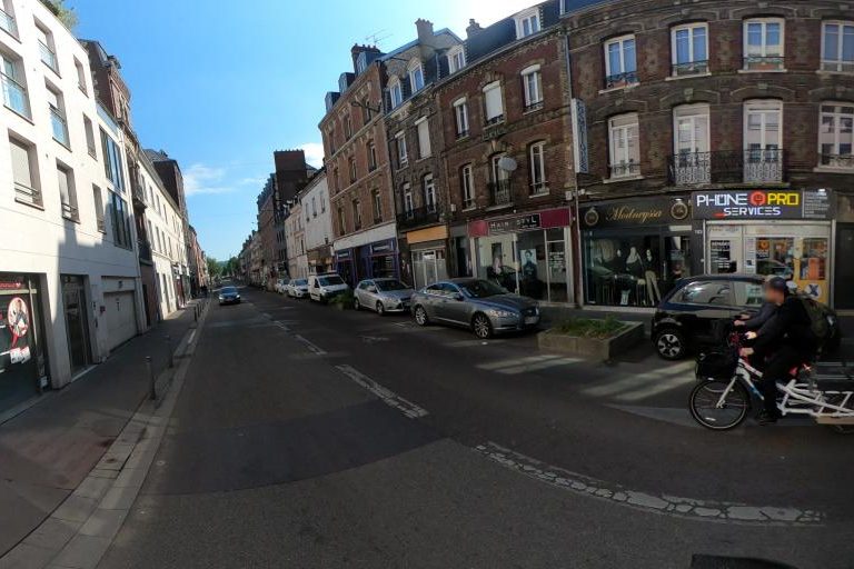 La rue de Hair Styl à Rouen