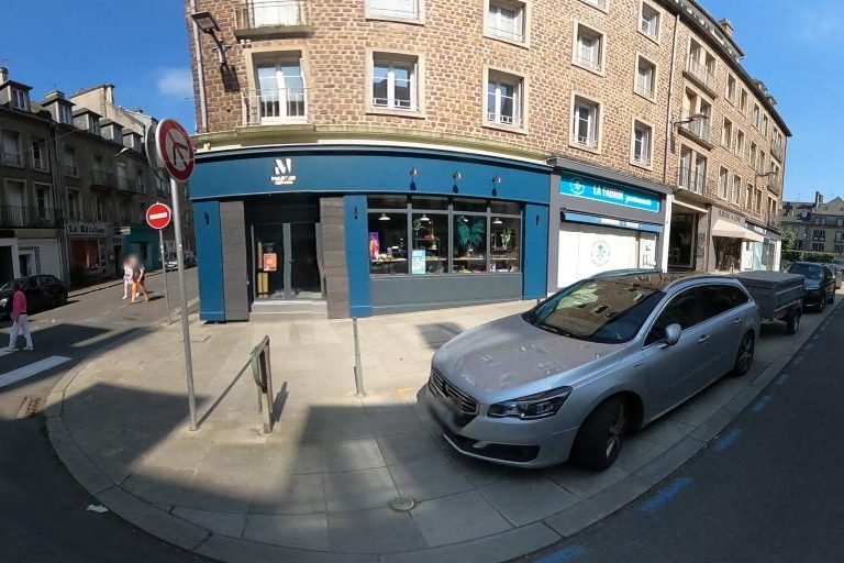 La rue de Imagin Hair à Coutances