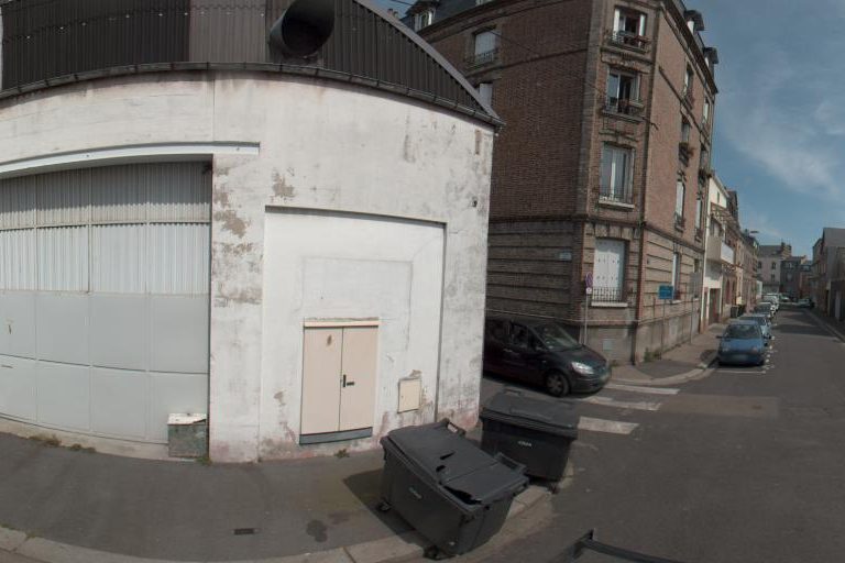 La rue de Hair Time à Le Havre