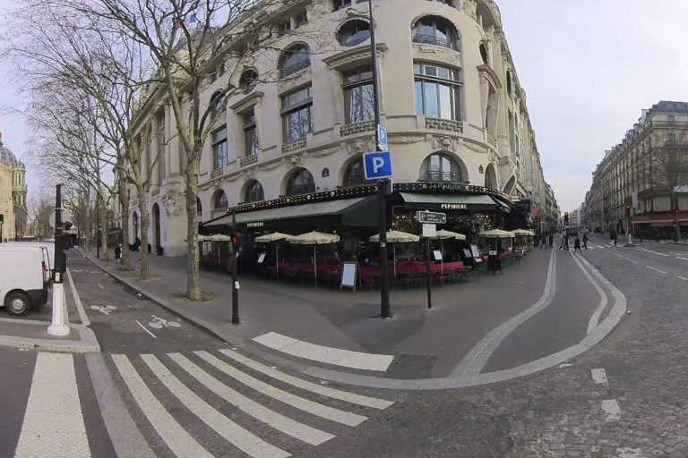 La rue de Hair Queen à Paris