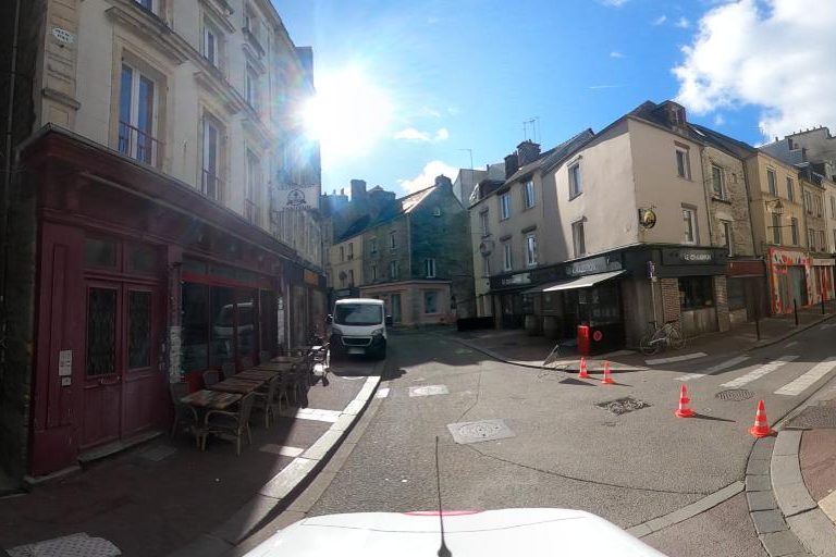 La rue de Drole D&rsquo;Hair à Cherbourg-En-Cotentin