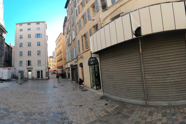 La rue de Hemisp Hair à Toulon