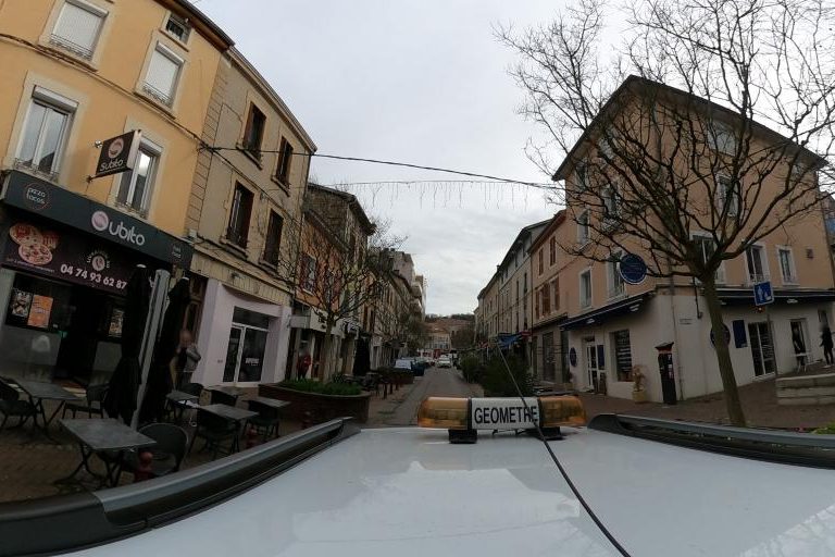 La rue de Hair Brother&rsquo;S à Bourgoin-Jallieu