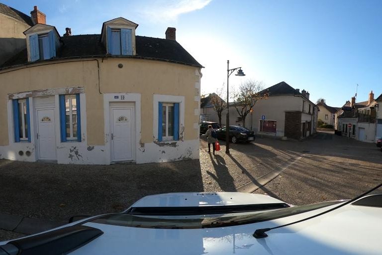 La rue de Charlene Hair & Home à Pougues-Les-Eaux