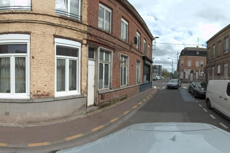 La rue de Coiffure Y Men Hair à Tourcoing