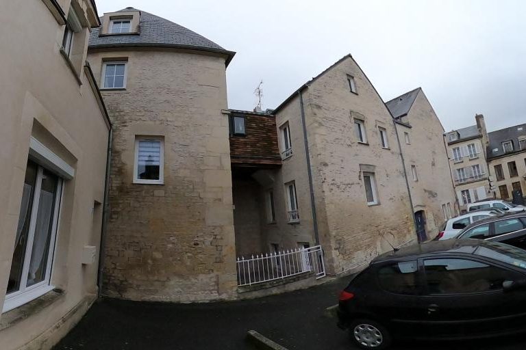 La rue de Tête En L&rsquo;Hair  Coiffure à Caen