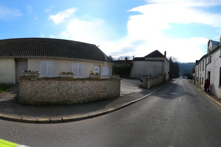 La rue de Nat Tif à Bray-Et-Lu