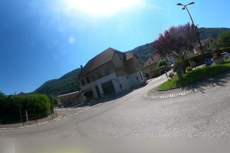 La rue de Les Ciseaux De Betty à Saint-Beron