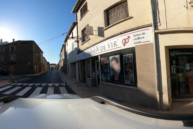 La rue de Aux Ciseaux De Vir à Alban