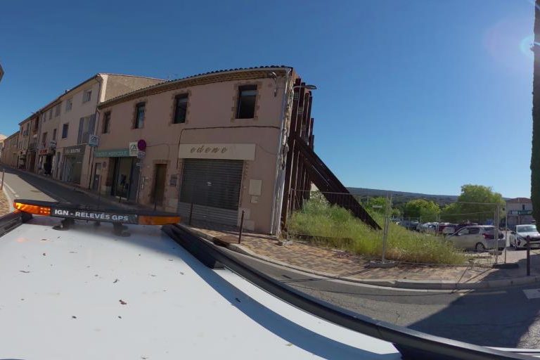 La rue de Les Ciseaux De Perle à Pourrieres