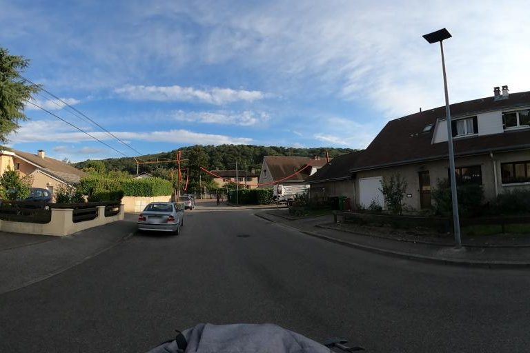 La rue de Les Ciseaux De Cindy à Echirolles